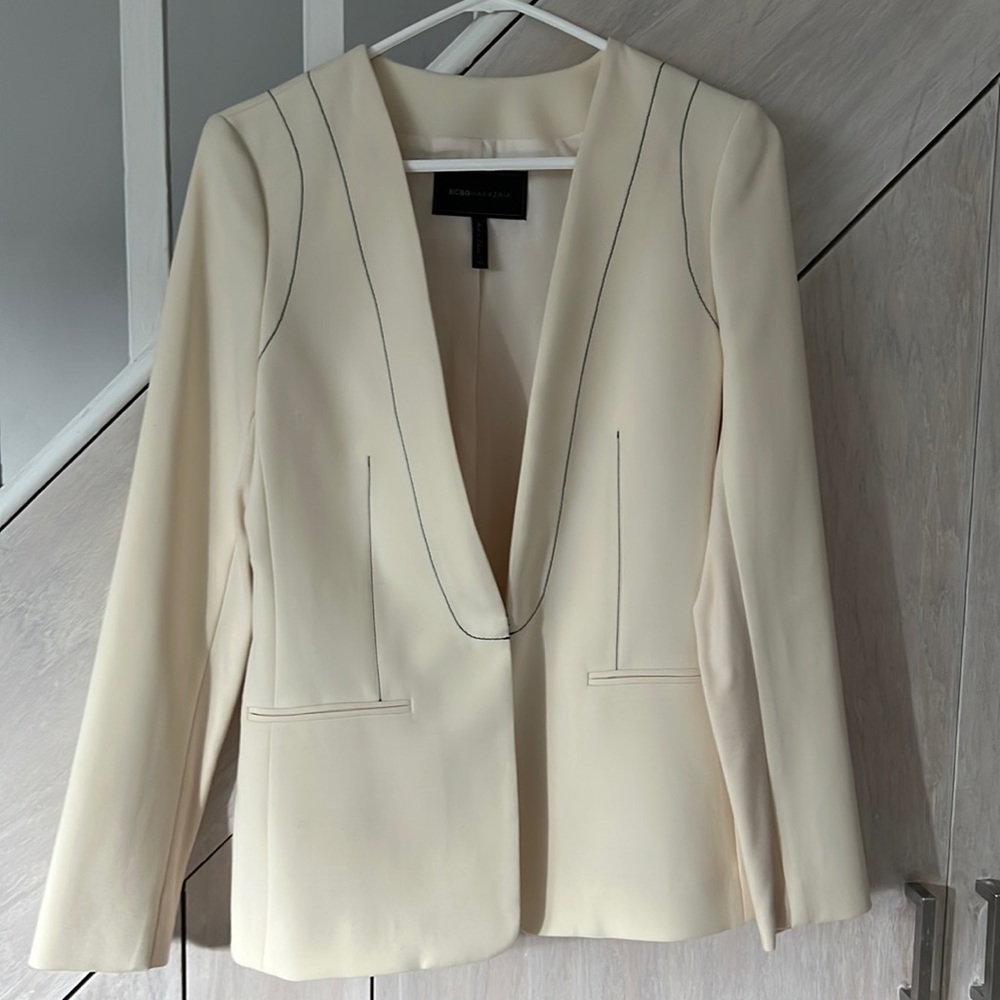 BCBG blazer